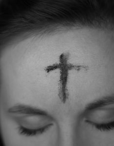 Photo of cross on forehead - Credit Ahna Ziegler, Unsplash.com